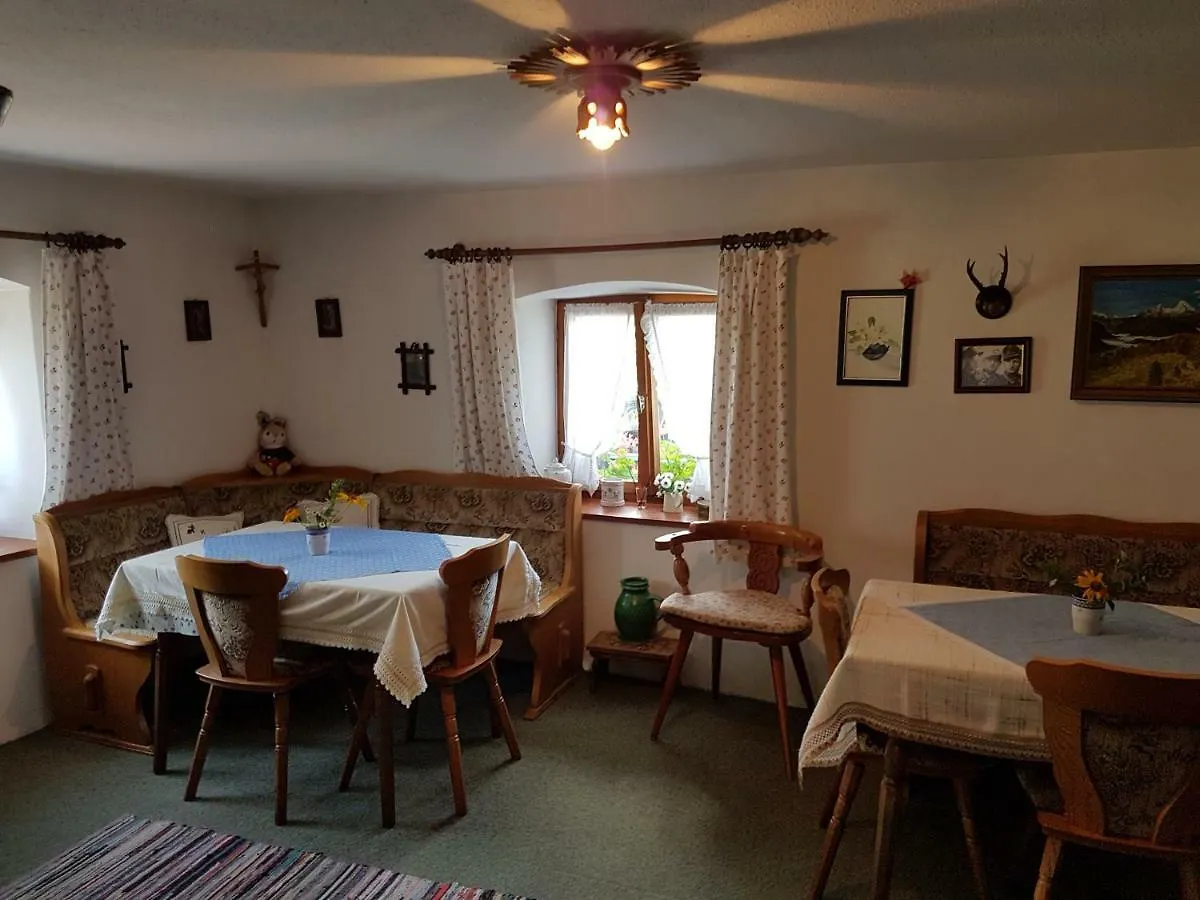 Bed & Breakfast Gastezimmer Hanottenlehen Schoenau am Koenigsee Germany