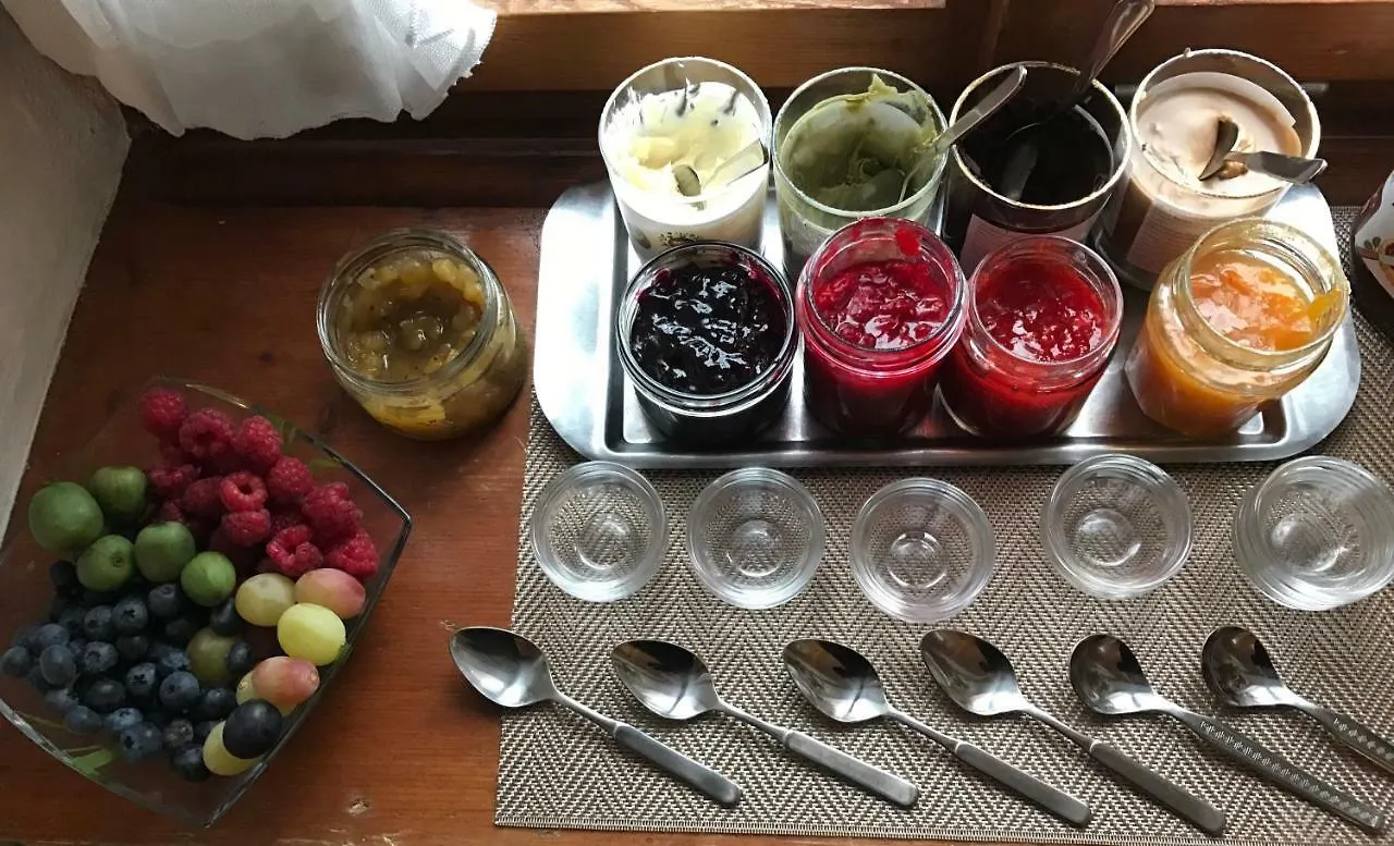 Bed & Breakfast Gastezimmer Hanottenlehen Schoenau am Koenigsee Germany